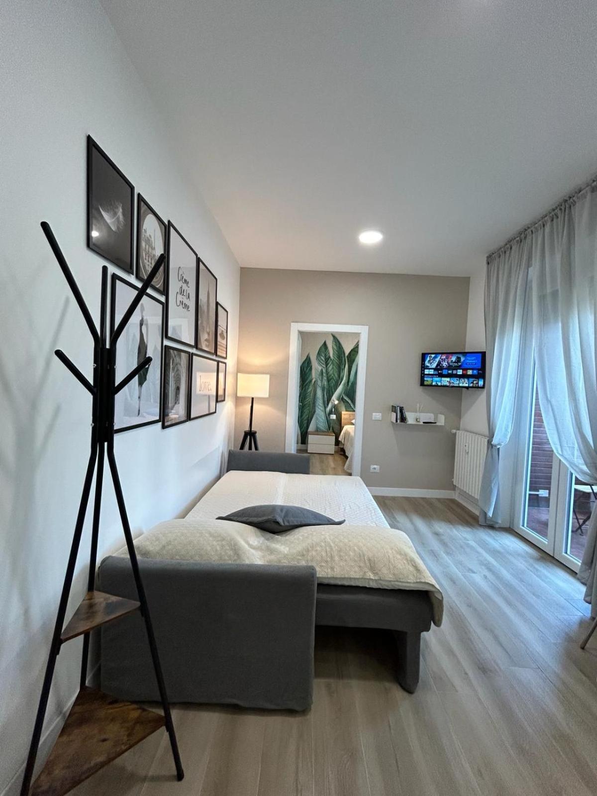 Modern Mm3 Afforifn Only 15 Min From Duomo Apartment Mailand