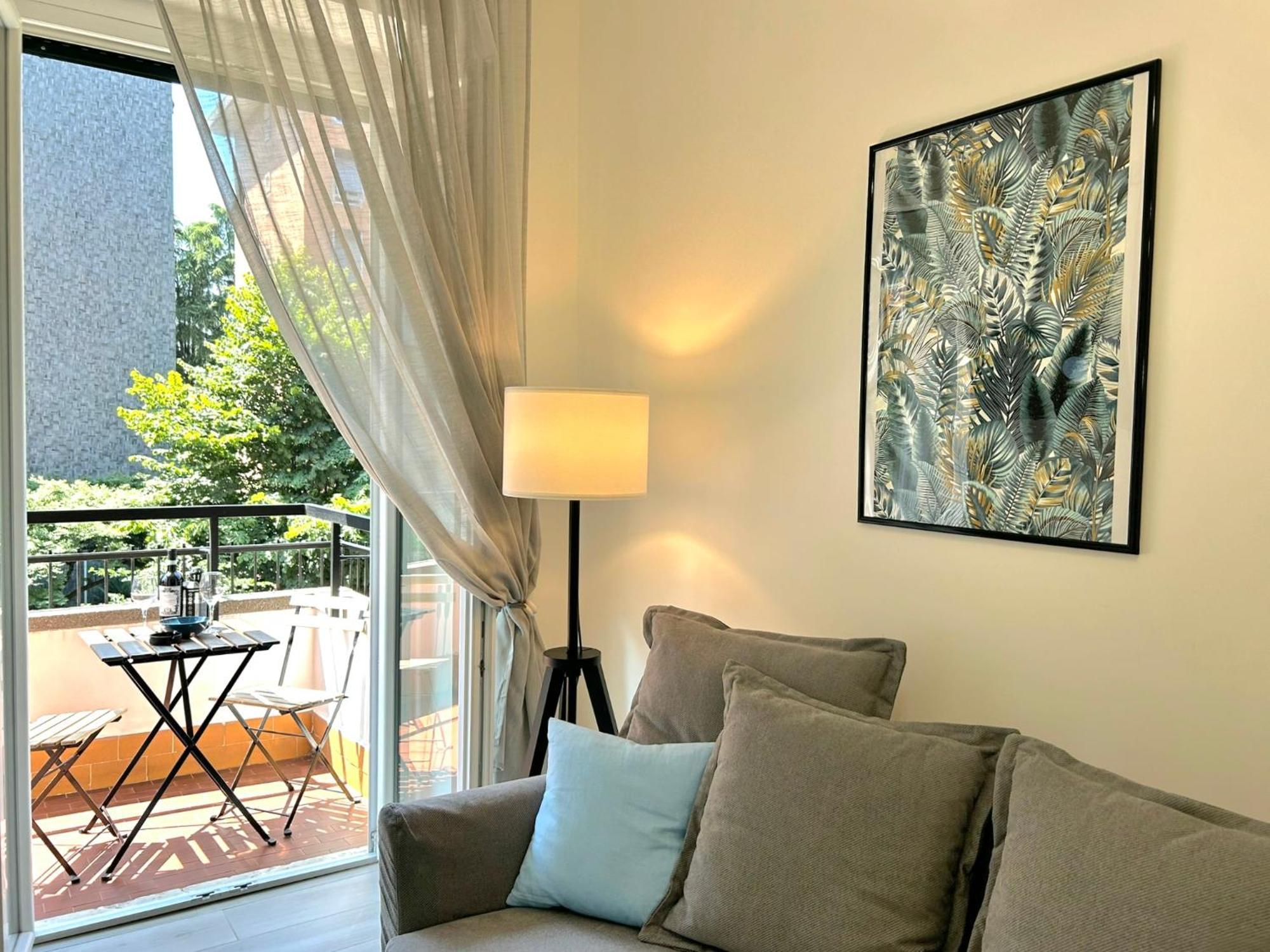 Modern Mm3 Afforifn Only 15 Min From Duomo Appartement Milaan